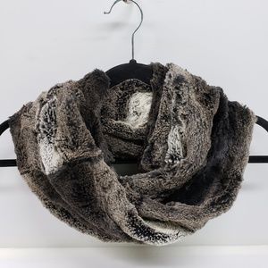 Denver Hayes Plush Fur Infinity Scarf